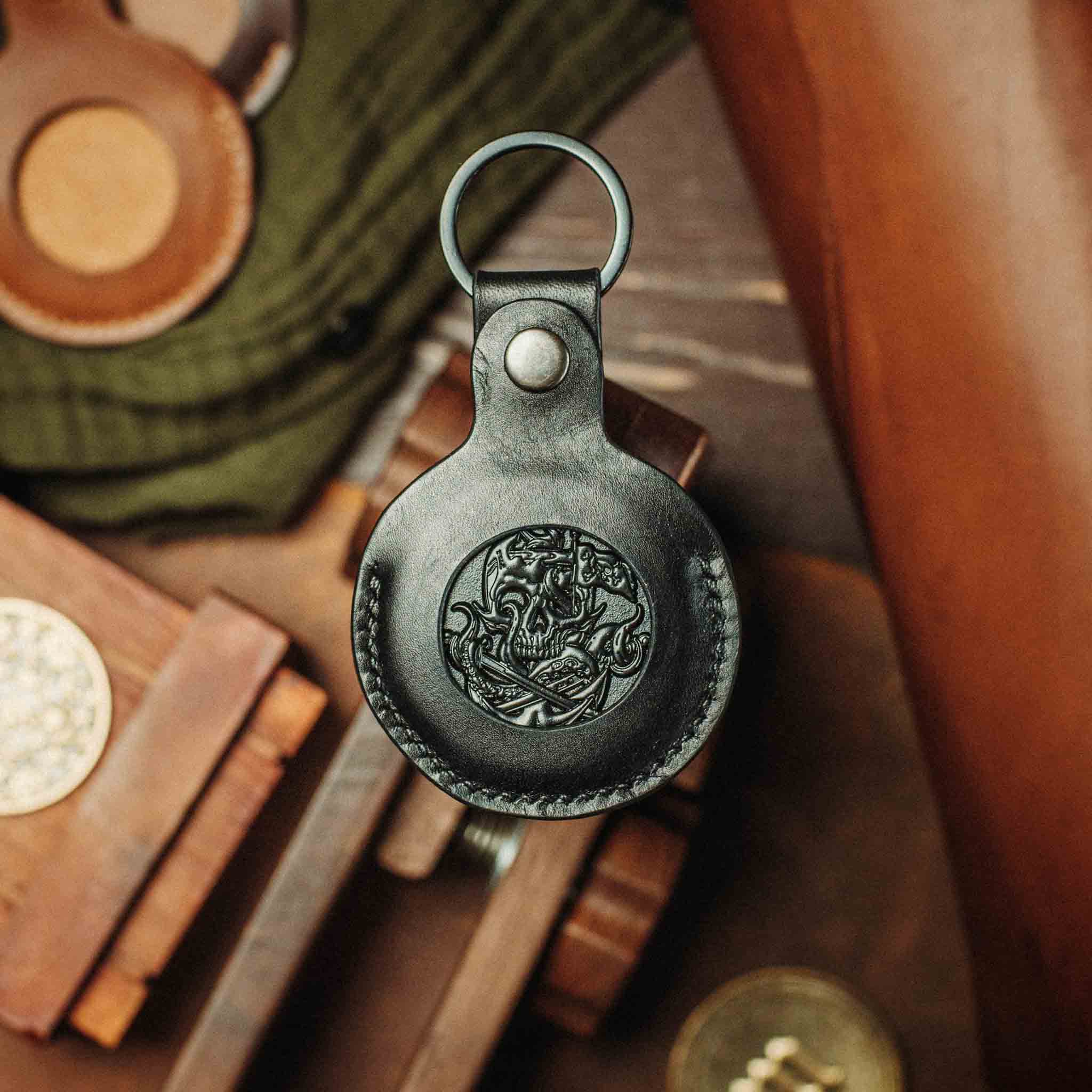 Challenge Coin Keychain - Peso Pocket v5 | EDC Leather Coin Holder - Image 8