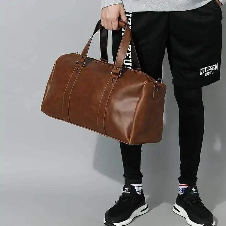 Classic Leather Duffel Bag - Image 5