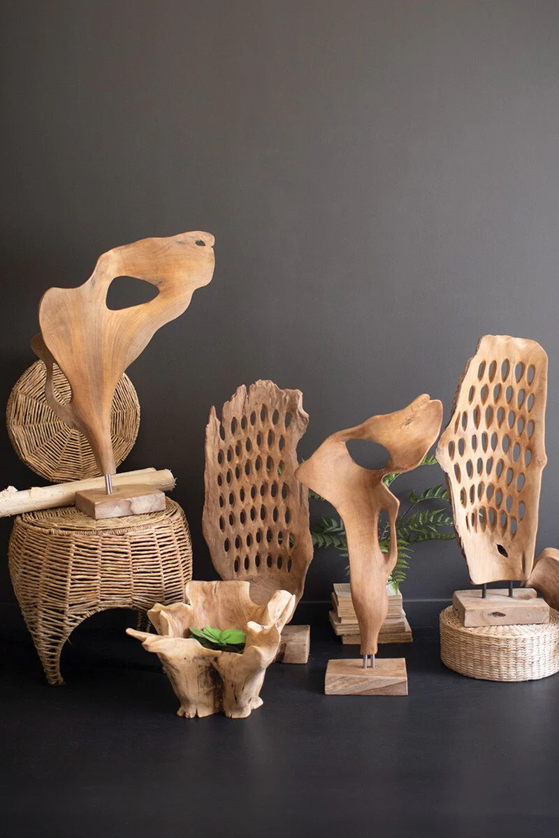 HAND-CARVED TEAK WOOD SCUPLTURE ON A BASE - PERFORATED - Image 4