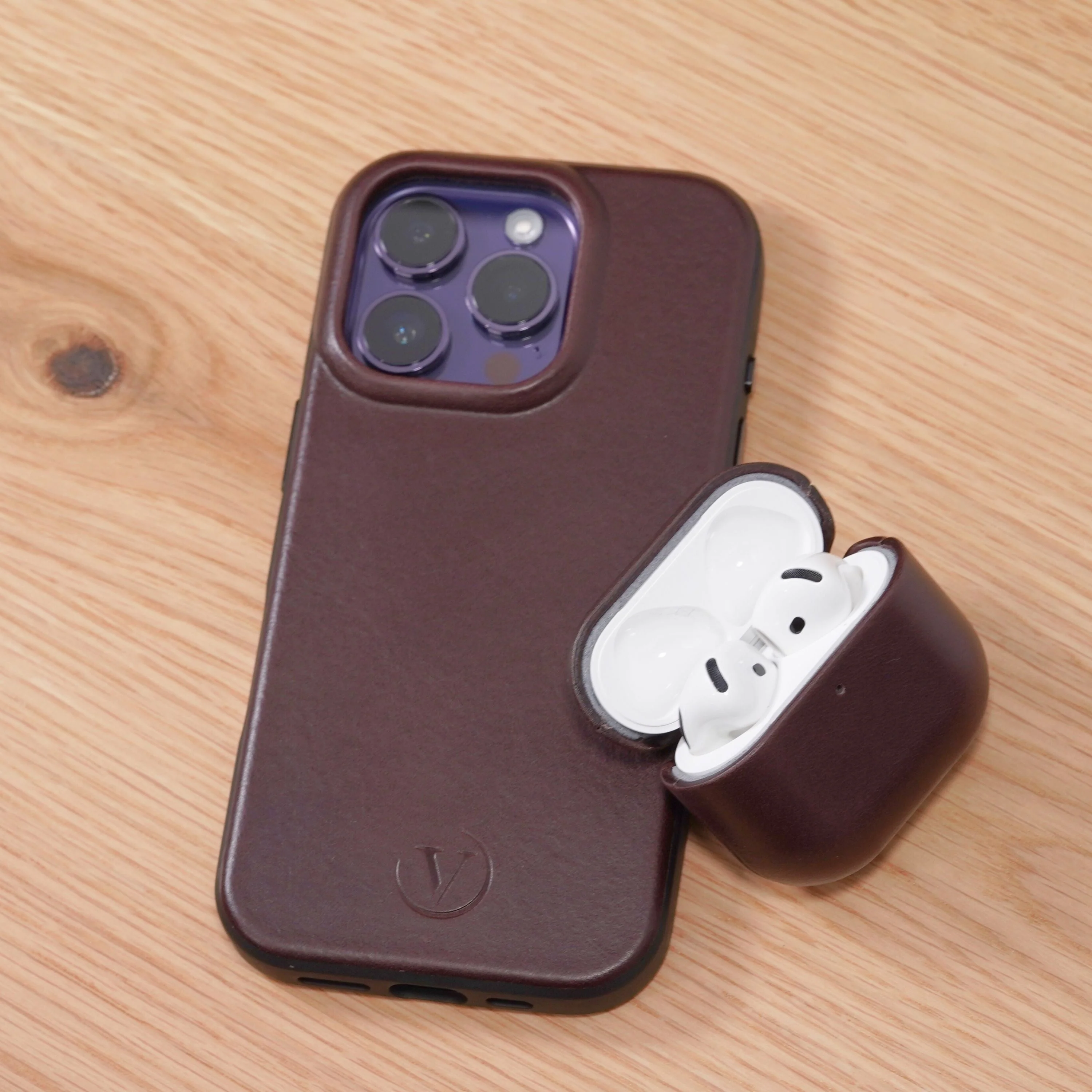 Prime VN604 Leather AirPods 4 Case - Image 14
