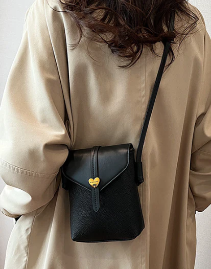 Vintage Fashion Heart Crossbody Shoulder Purse - Image 14
