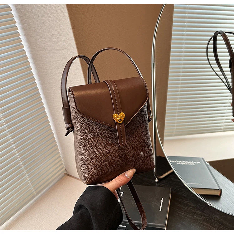 Vintage Fashion Heart Crossbody Shoulder Purse - Image 5