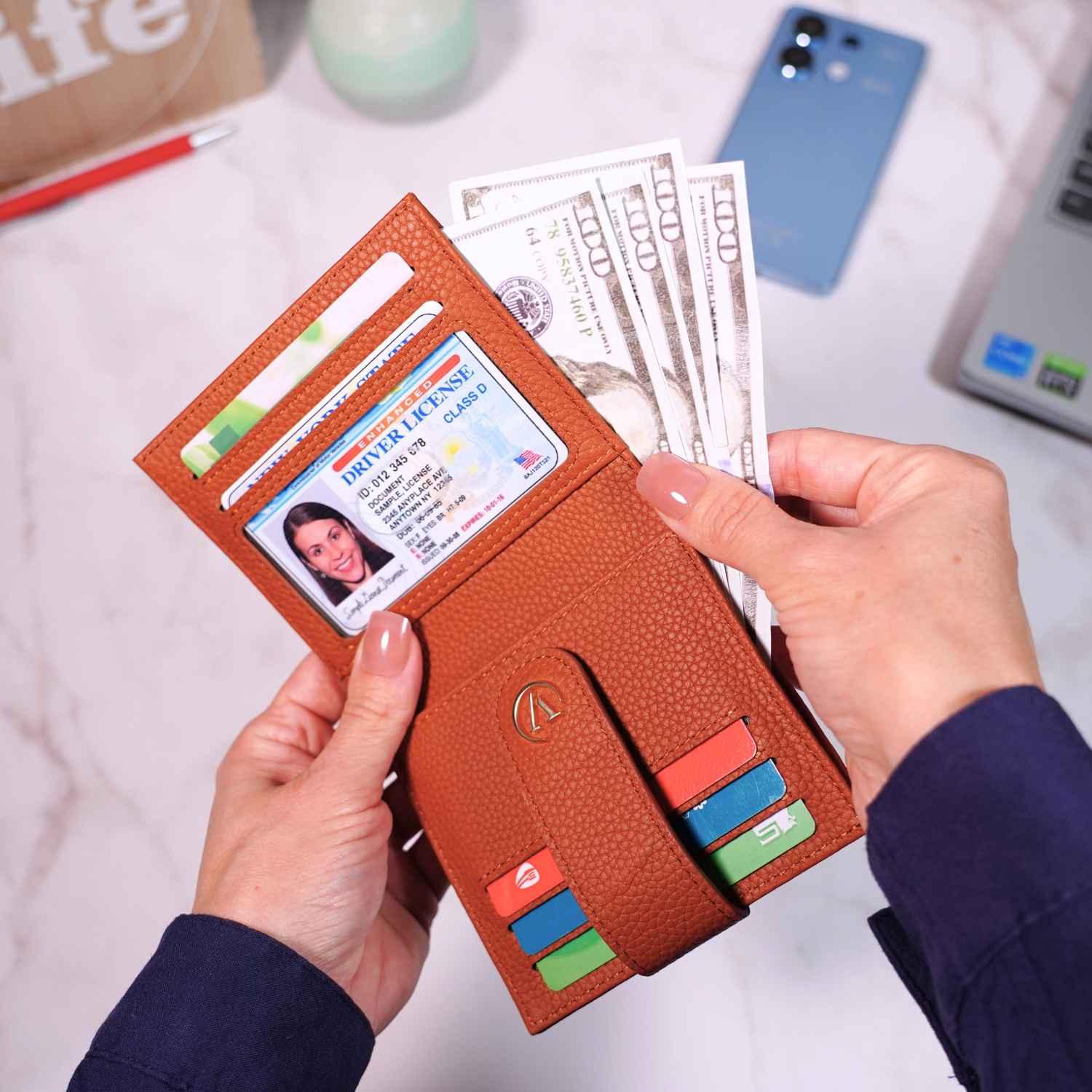 Women's AirTag Wallet Deluxe Smart VN300 - Image 30